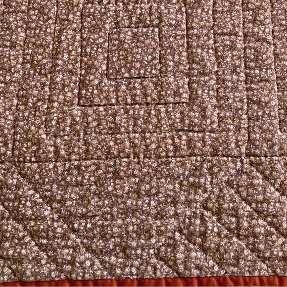 Vintage Log Cabin Quilt in Brown and Cream Queen Size - Picture 9 of 10